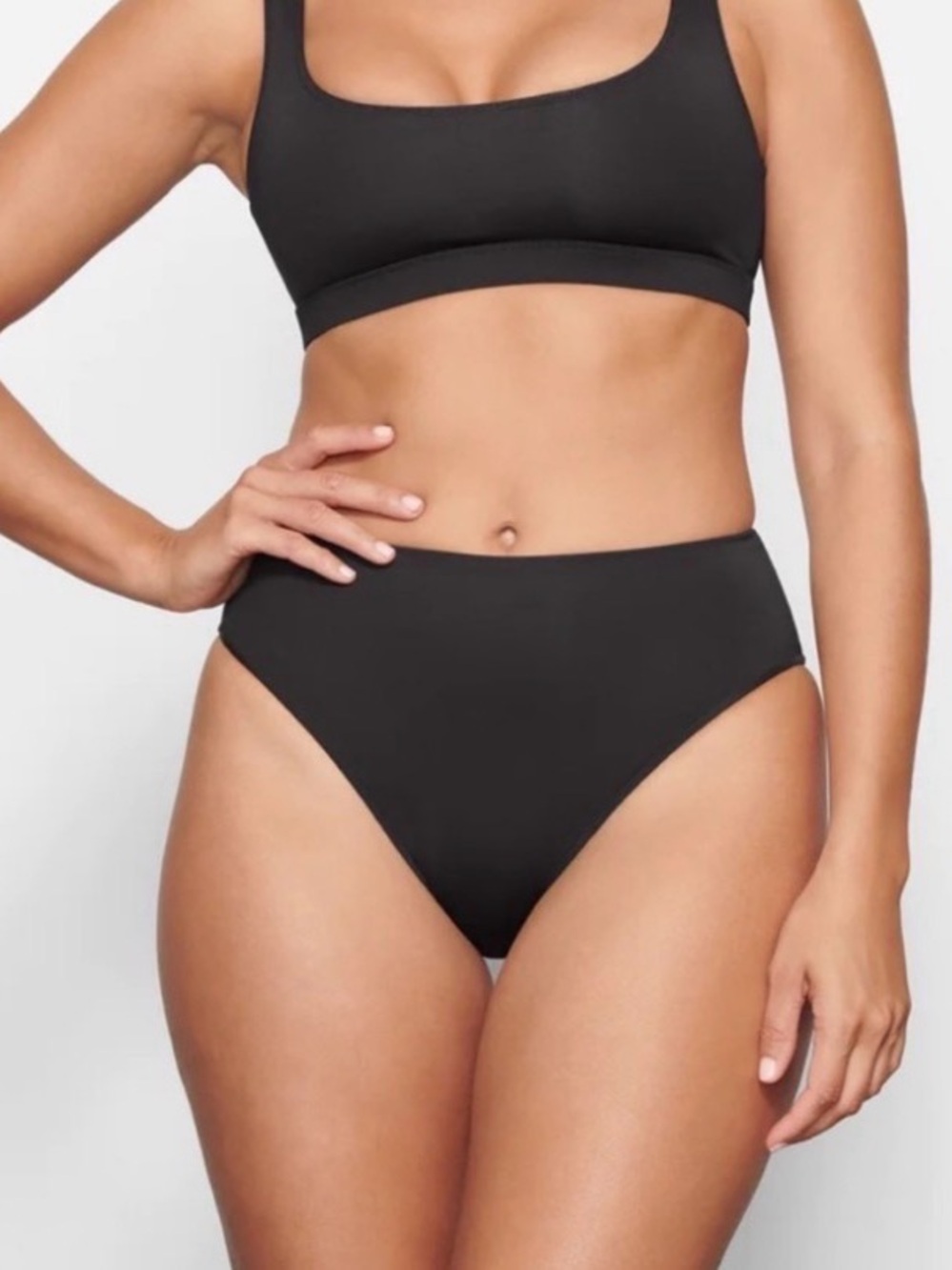 SKIMS Mid Waist Bikini Bottom | S | Cocoa